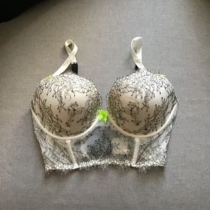 VS Victoria’s Secret Demi/Midi Lace Bra Sz 36D